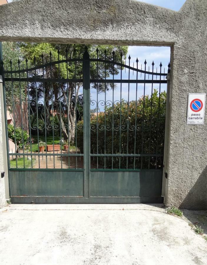 Bed & Blu Apartamento Savona Exterior foto