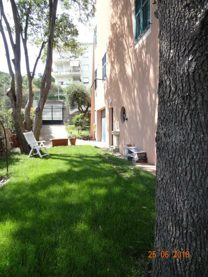 Bed & Blu Apartamento Savona Exterior foto
